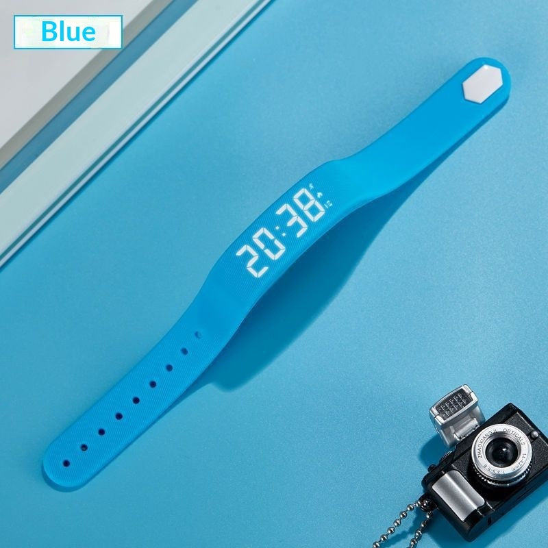 Silent vibrating alarm wristband